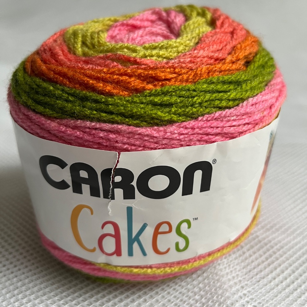 Caron Cakes Strawberry Kiwi Acrylic Wool 200 g Weight 4 Medium 17022